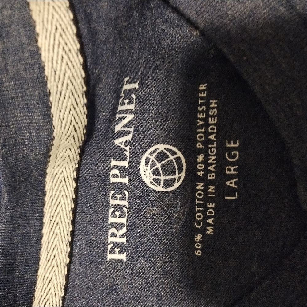 Shirt - Picture 3 of 3